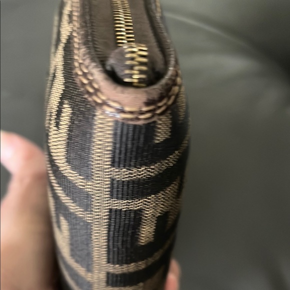 Fendi Roma Zucca Zip Away Tote Bag - Picture 8 of 16